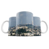 Taza Vista de edificios de Jerusalén con cielo azul