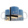 Taza Cristianismo con cruz en cielo azul